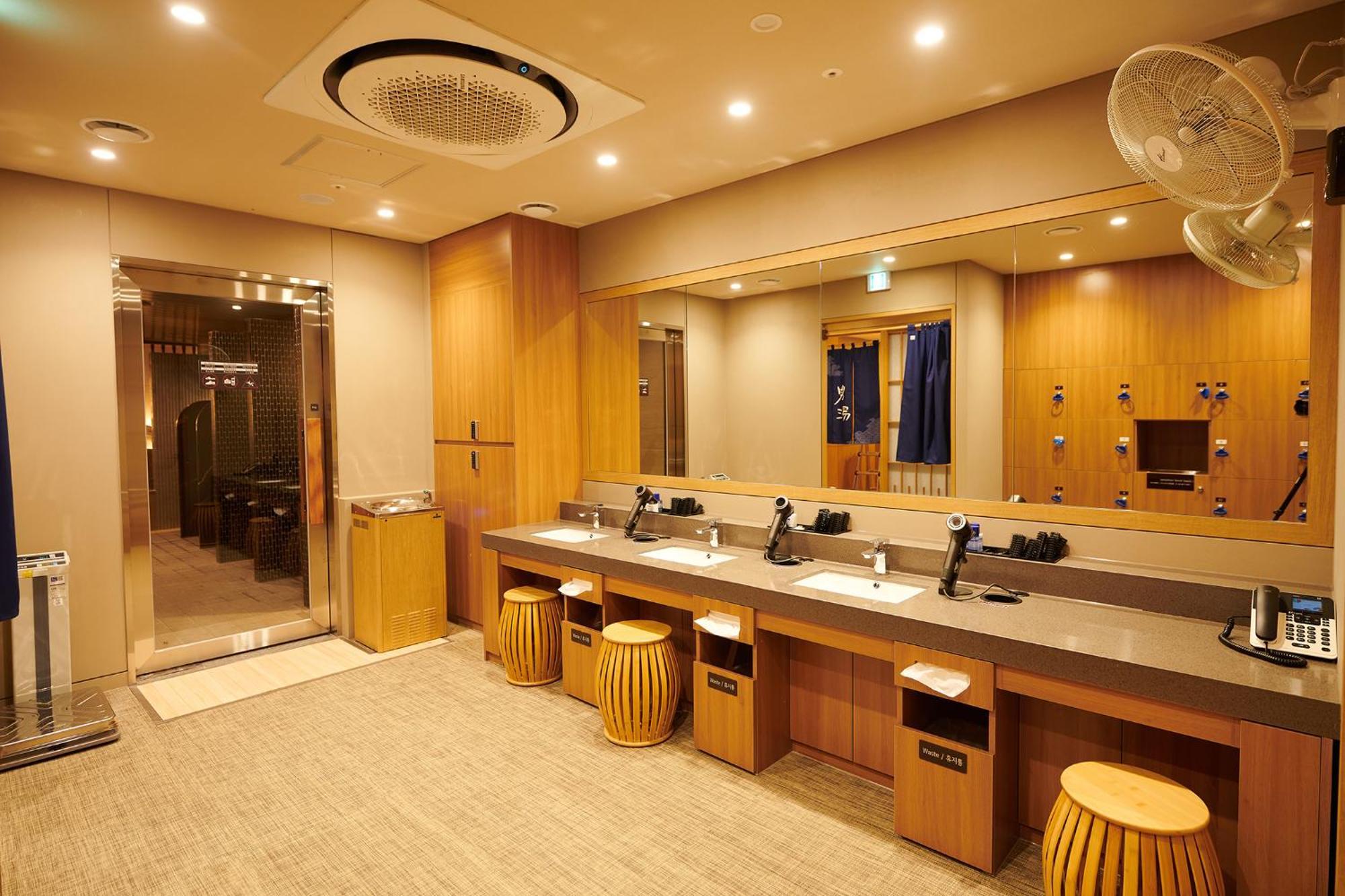 Dormy Inn Express Seoul Insadong Exterior foto